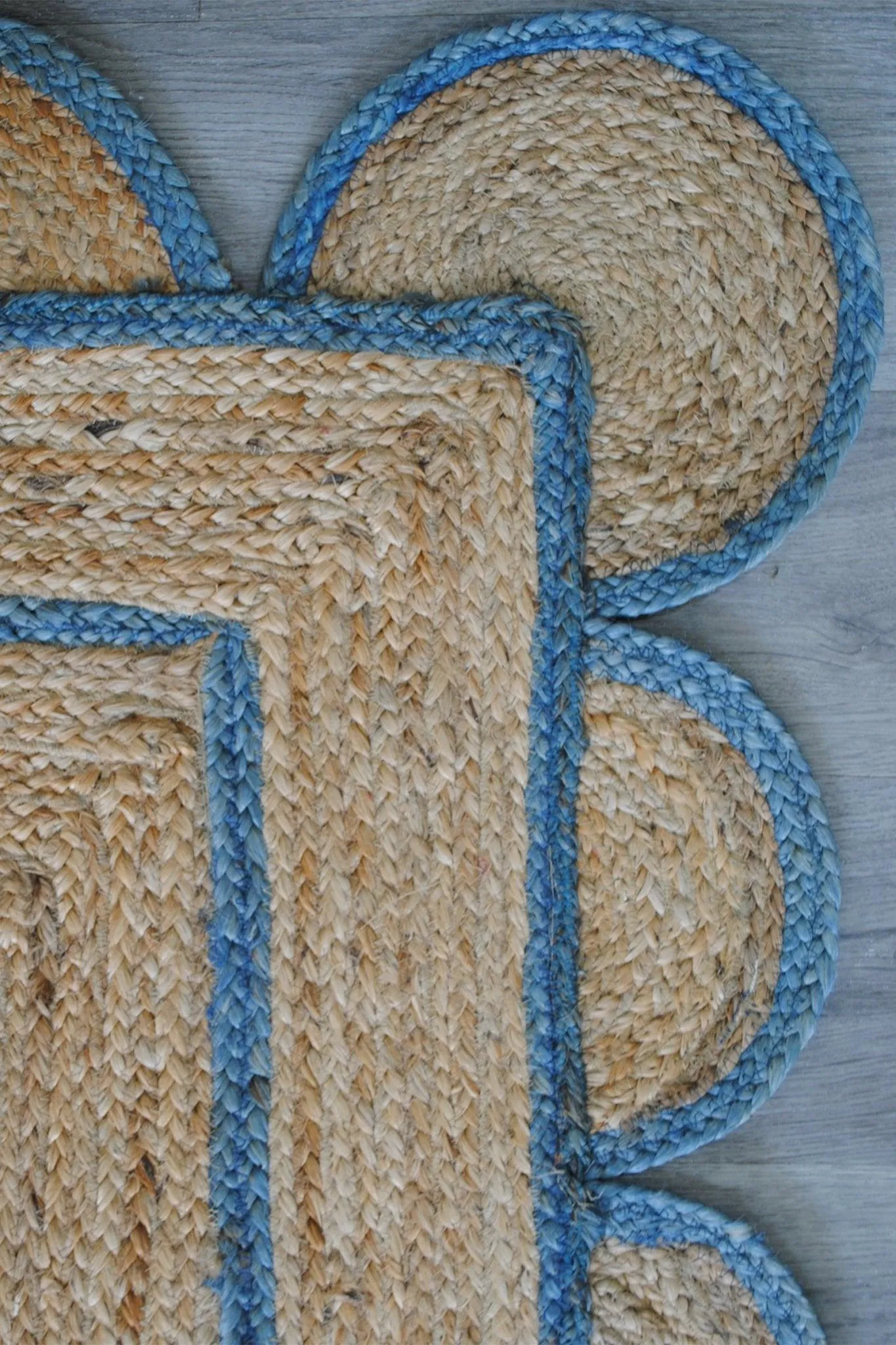 ARENE - JUTE BRAIDED  RUG