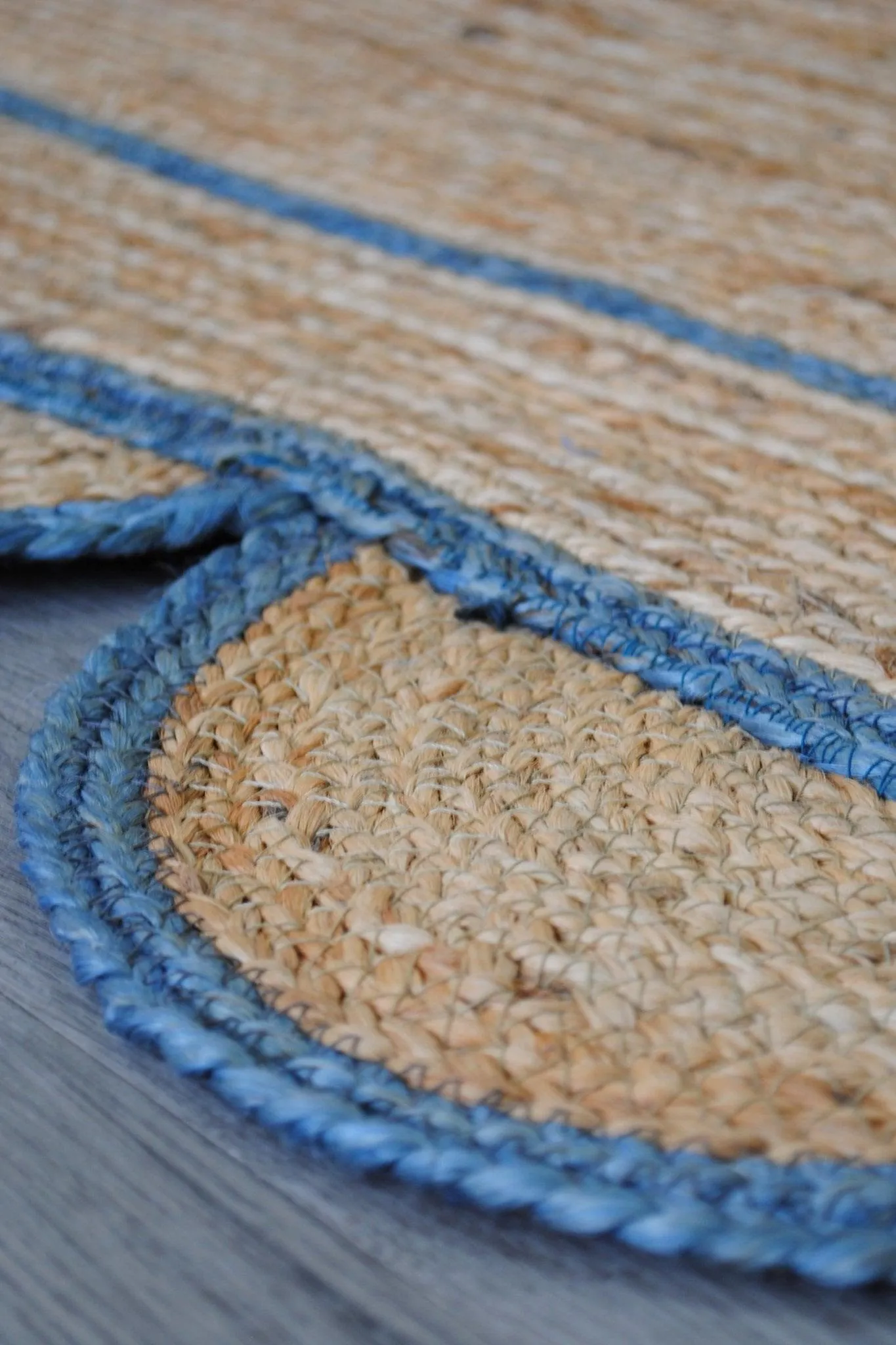 ARENE - JUTE BRAIDED  RUG